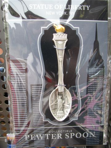 自由島上紀念品