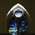 三一及聖菲利普大主教教堂內部彩繪玻璃