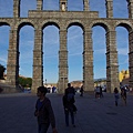 水道橋AQUEDUCT