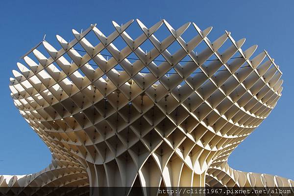 Metropol Parasol--德國建築師 Jürgen Mayer Hermann的驚世傑作