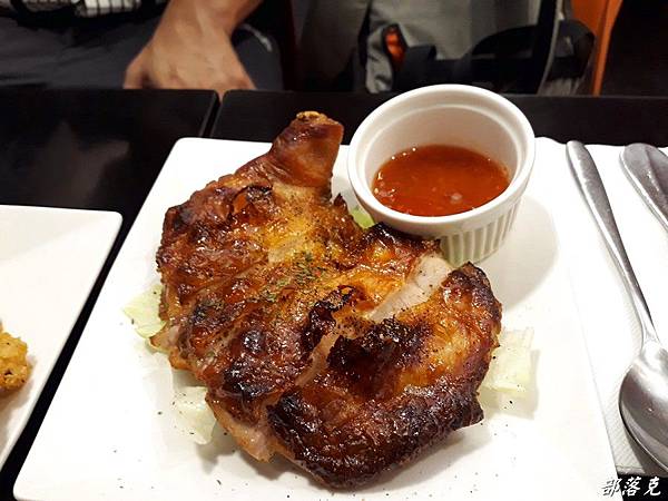 20180822_185023.JPG 20180822_185023.JPG