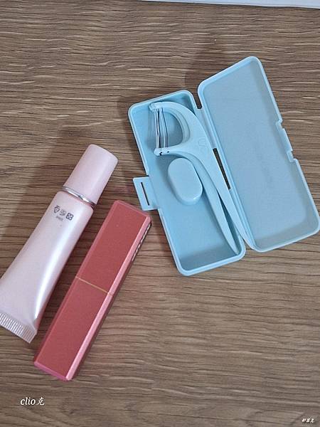 歐可麗oral clean 雙線細滑牙線棒讓我擁有潔淨完美的