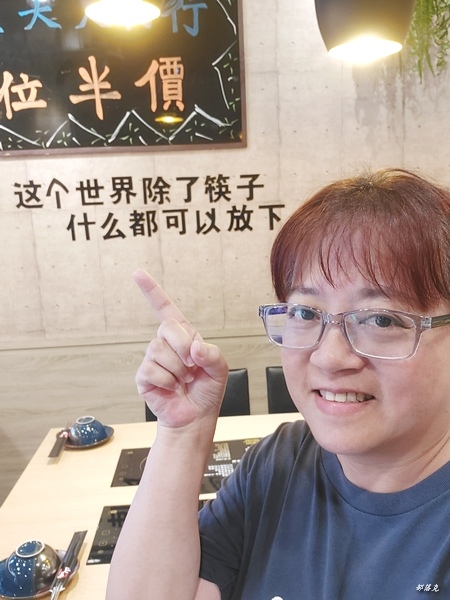 山崎昆布鍋物滿滿的肉品、海鮮和蔬食，小克的火鍋首選（桃園火鍋
