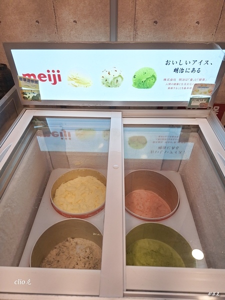 山崎昆布鍋物滿滿的肉品、海鮮和蔬食，小克的火鍋首選（桃園火鍋