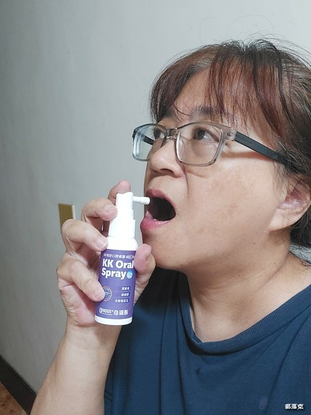 QRIOUS®奇瑞斯紫錐菊KK刻舒口腔噴霧，聲音卡卡一噴即刻
