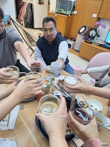 黑竹園堅持用40年的老滷汁製作出芳香四溢滋味難忘的好吃滷味（
