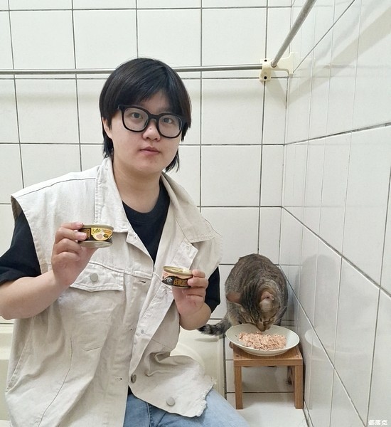 （貓咪開箱）Sheba®希寶鮮肉慕斯主食罐滿足貓咪味蕾（貓咪
