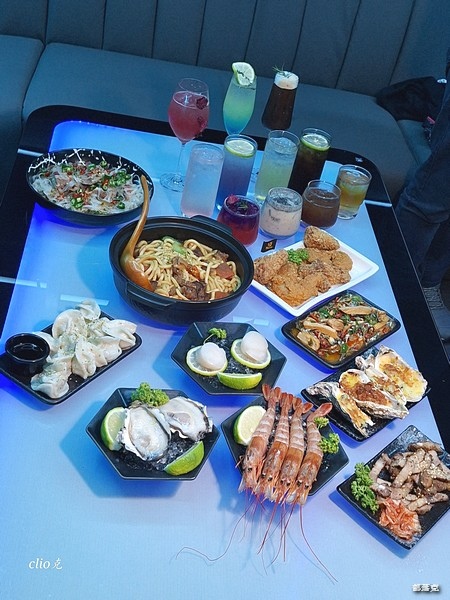 海神弄局餐酒吧板橋旗艦店3小時無限暢飲+包廂歡唱3小時等