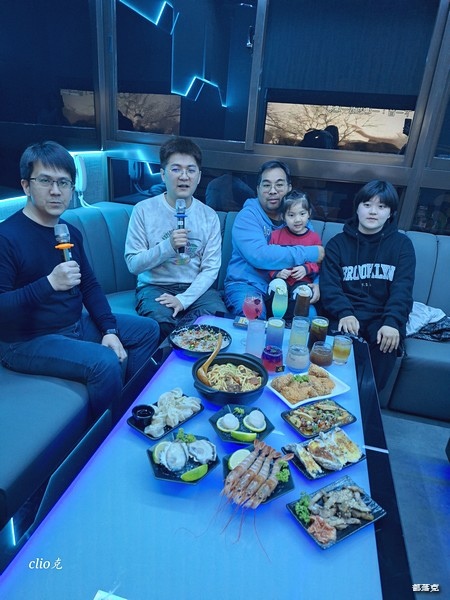 海神弄局餐酒吧板橋旗艦店3小時無限暢飲+包廂歡唱3小時等