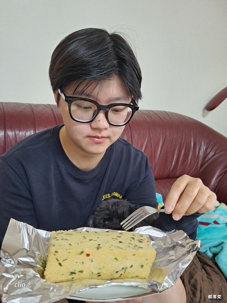 蛋就醬時尚輕食限定垂涎含淚香蒜奶油金磚，香濃酥柔讓我愛不