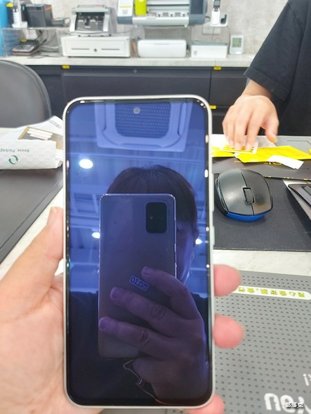 全台第一家二手3C OUTLET,創宇通訊Smart mob 全台第一家二手3C OUTLET,創宇通訊Smart mob