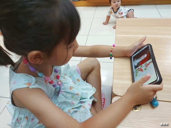 為孩子從小選讀好書,親子共讀一起享受閱讀樂趣