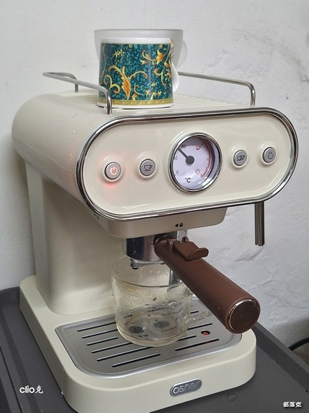 𝘿𝙢𝙤 義式『雙』膠囊機 專享生活美學，滴滴香醇咖啡好滋味（