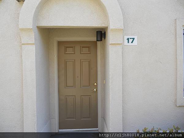 Apt. 17 Apt. 17