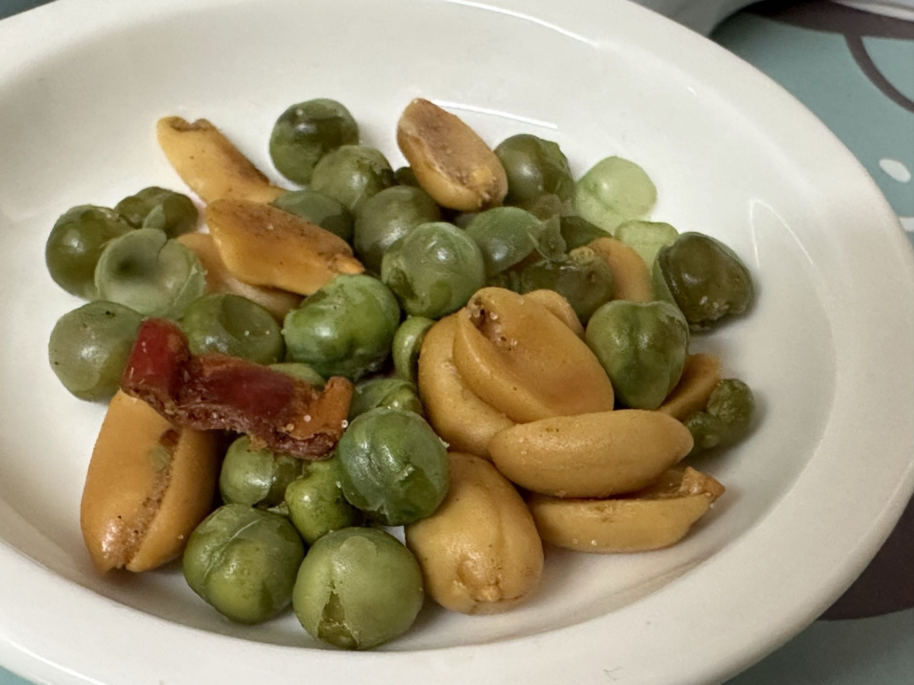 日投晒晒【花生+青豆+花椒】_黑胡椒得椒香，脆香青豆咬咬帶口