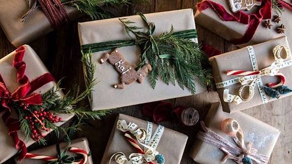 Christmas_gifts Christmas_gifts