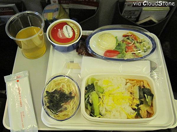 日本航空台灣準備的午餐