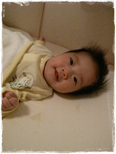 妹妹和他的小口水.JPG