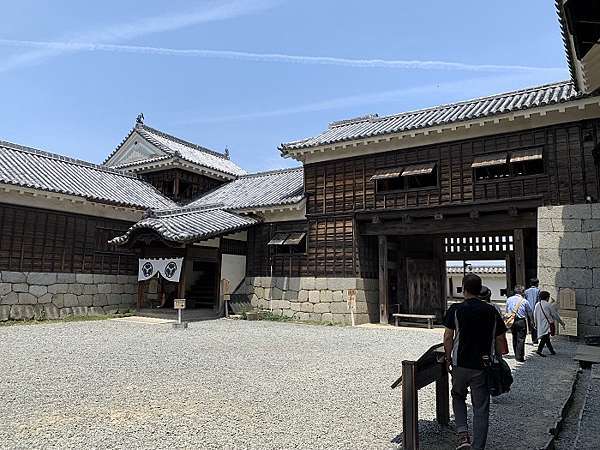 旅遊 日本岡山 四國day7 松山城 高屋神社 克萊德的華語 日影小天地 痞客邦