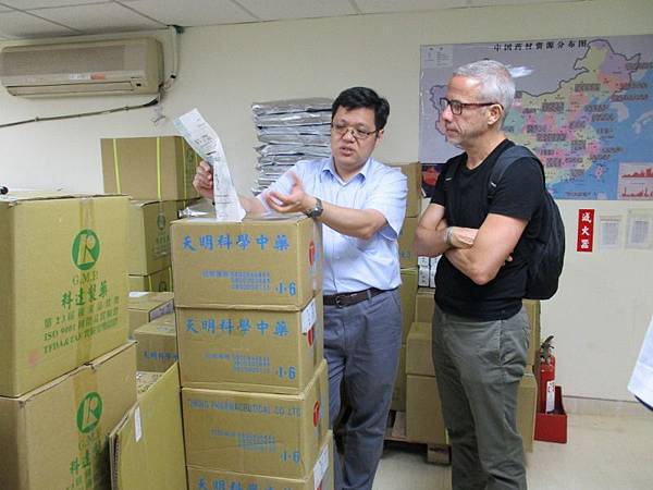 1006外國人_171009_0004 (800x600).jpg