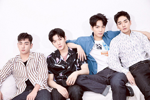 NU'EST NU'EST