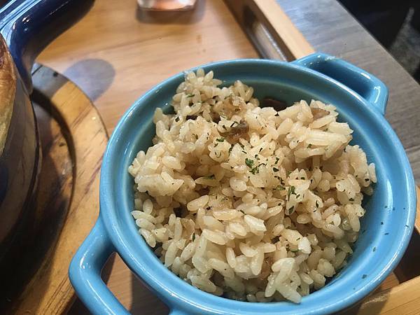 新北板橋美食板橋車站附近的復古老宅,有著豐盛早午餐的當樂咖 新北板橋美食板橋車站附近的復古老宅,有著豐盛早午餐的當樂咖