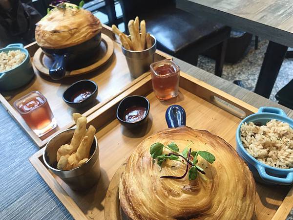 新北板橋美食板橋車站附近的復古老宅,有著豐盛早午餐的當樂咖 新北板橋美食板橋車站附近的復古老宅,有著豐盛早午餐的當樂咖