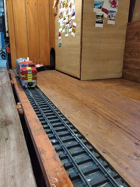 (花蓮)幽靈餐車 深夜食堂大推薦，不過常常很快就售完 這倒是真的