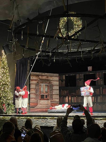 芬蘭聖誕樂園 / 全世界唯一一個在地下隧道的北極圈線 (含影