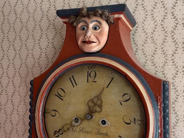 老公家族是芬蘭有名的製鐘師 老公家族是芬蘭有名的製鐘師