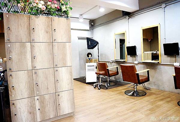 時光藝廊 time Hair Salon (4).jpg