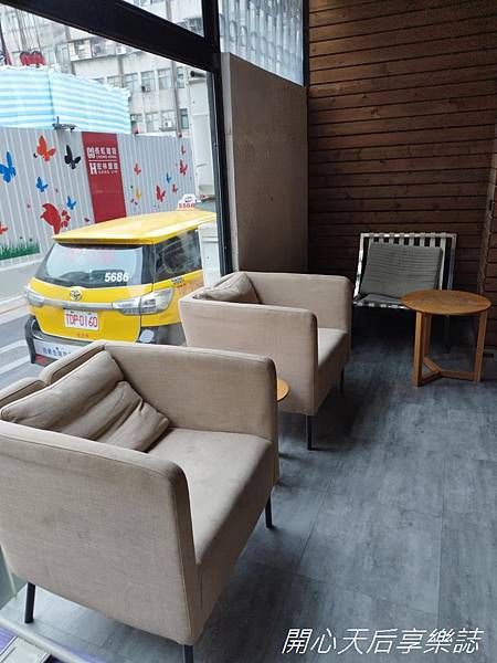 Meander Taipei Hostel 台北漫步旅店 (12).jpg