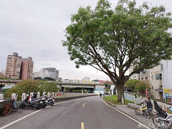 新店溪河濱自行車道 (22).jpg