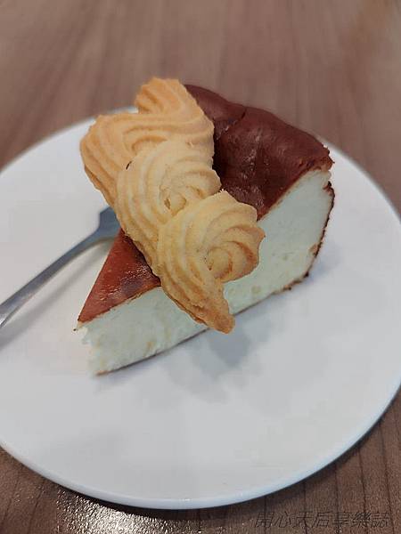 東區麵包推薦｜zee bakery｜蛋糕甜點烘焙，平價美味，