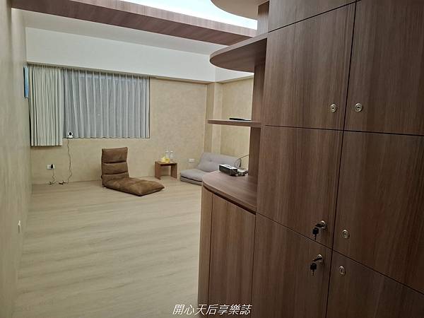 宇宙催化所 (1).jpg 宇宙催化所 (1).jpg