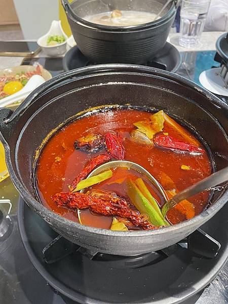 網美風質感鍋物也是寵物友善餐廳桃園藝文特區美食推薦玖圍鍋 網美風質感鍋物也是寵物友善餐廳桃園藝文特區美食推薦玖圍鍋