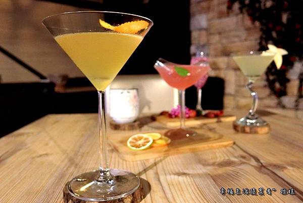 PhotoCap_PhotoCap_026.jpg PhotoCap_PhotoCap_026.jpg