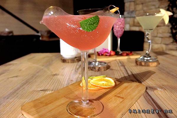 PhotoCap_PhotoCap_027.jpg PhotoCap_PhotoCap_027.jpg