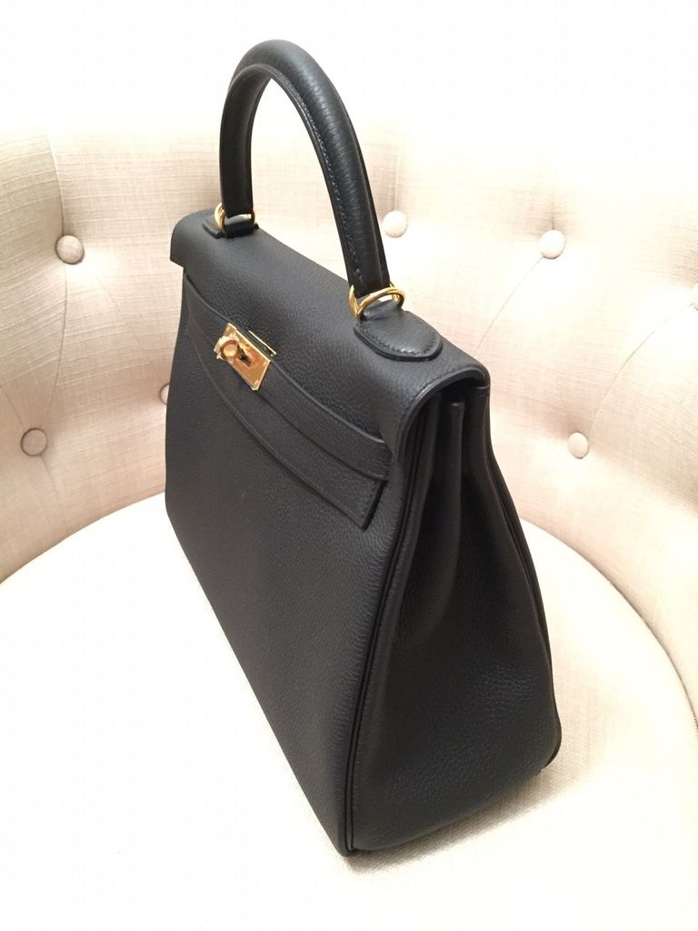 凱莉32黑金 白椅_2139 凱莉32黑金 白椅_2139