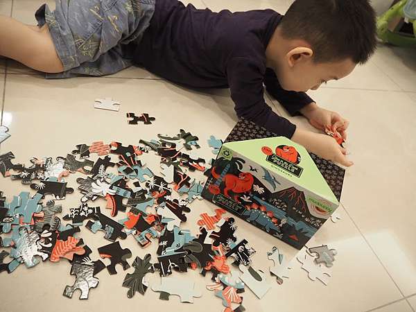 拼圖推薦 美國mudpuppy拼圖 圖案超美款式超多 夜光拼圖 拼圖棒 觸感拼圖 隱藏拼圖 大片拼圖 長拼圖 木質磁鐵 地板拼圖 立體拼圖 超質感拼圖團購
