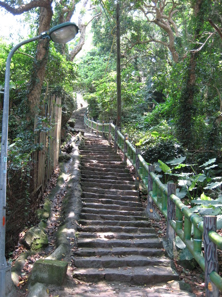 都是樓梯的步道