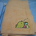 梅子的橘浴巾.JPG