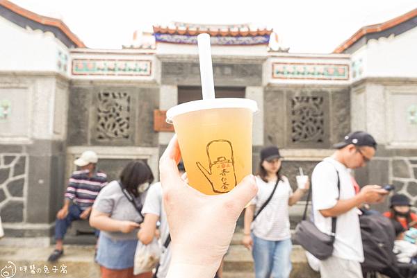 ▲澎湖花海節必吃澎湖美食：二崁杏仁茶，就在二崁古厝前端 /咪醬 提供、WalkerLand窩客島整理