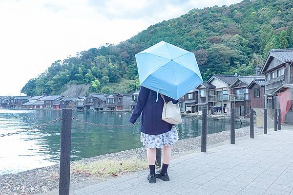 好物分享。雨之情  旅遊必備的防曬輕棉花羽毛傘&上班族/情侶