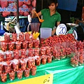 草莓 好便宜很想吃 但是怕拉肚子