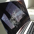 possible-class-action-suit-macbook-pro-staingate_01.jpg