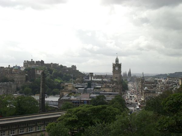 可看到城堡喔!!