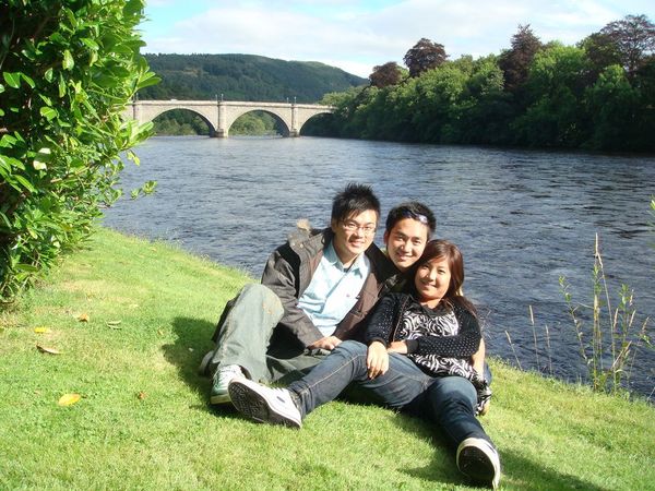 這個河岸超棒的,都不想離開了!!