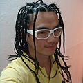 戴眼鏡來一張