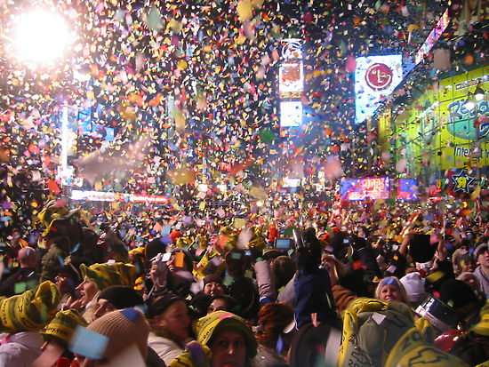 new-years-eve-in-time-square new-years-eve-in-time-square